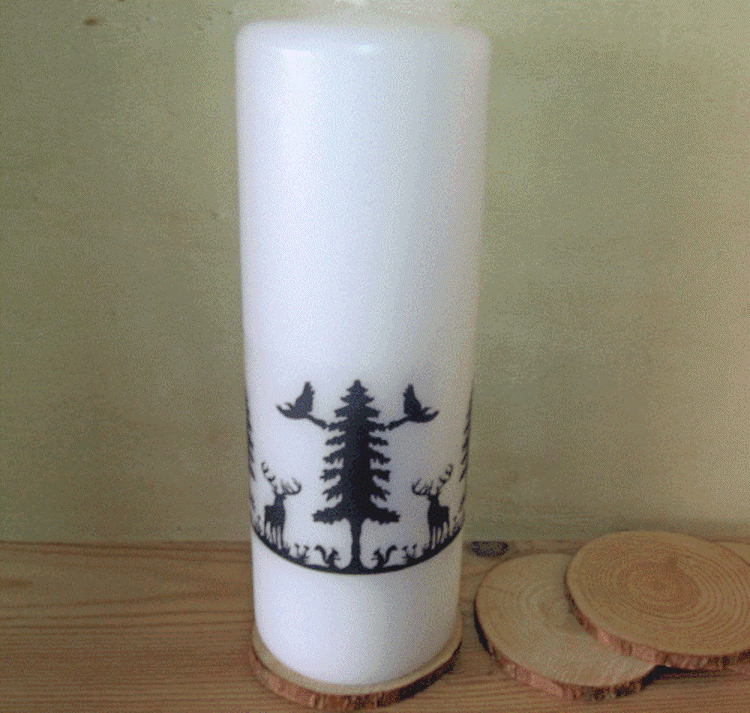 Kerze Hirsche im Wald